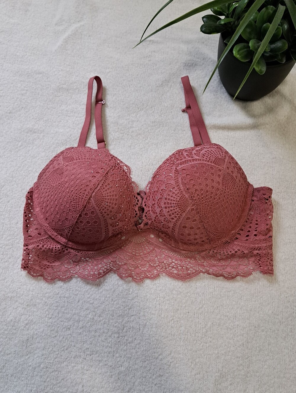 La SENZA Lace Longline Push-Up Bra Women's Size 38C Feminine Underwire Pink